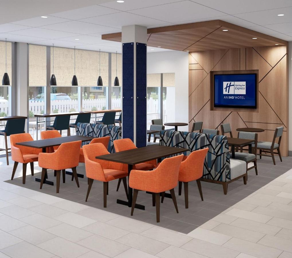 Holiday Inn Express - Blair By Ihg Exterior photo
